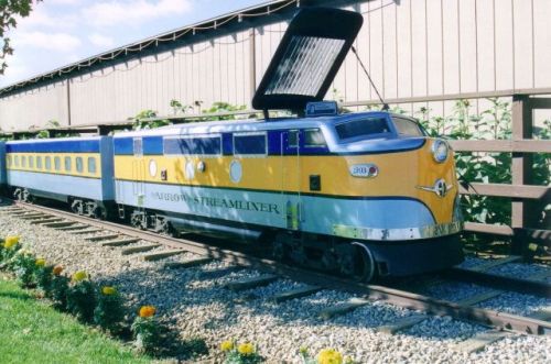 Arrow Streamliner